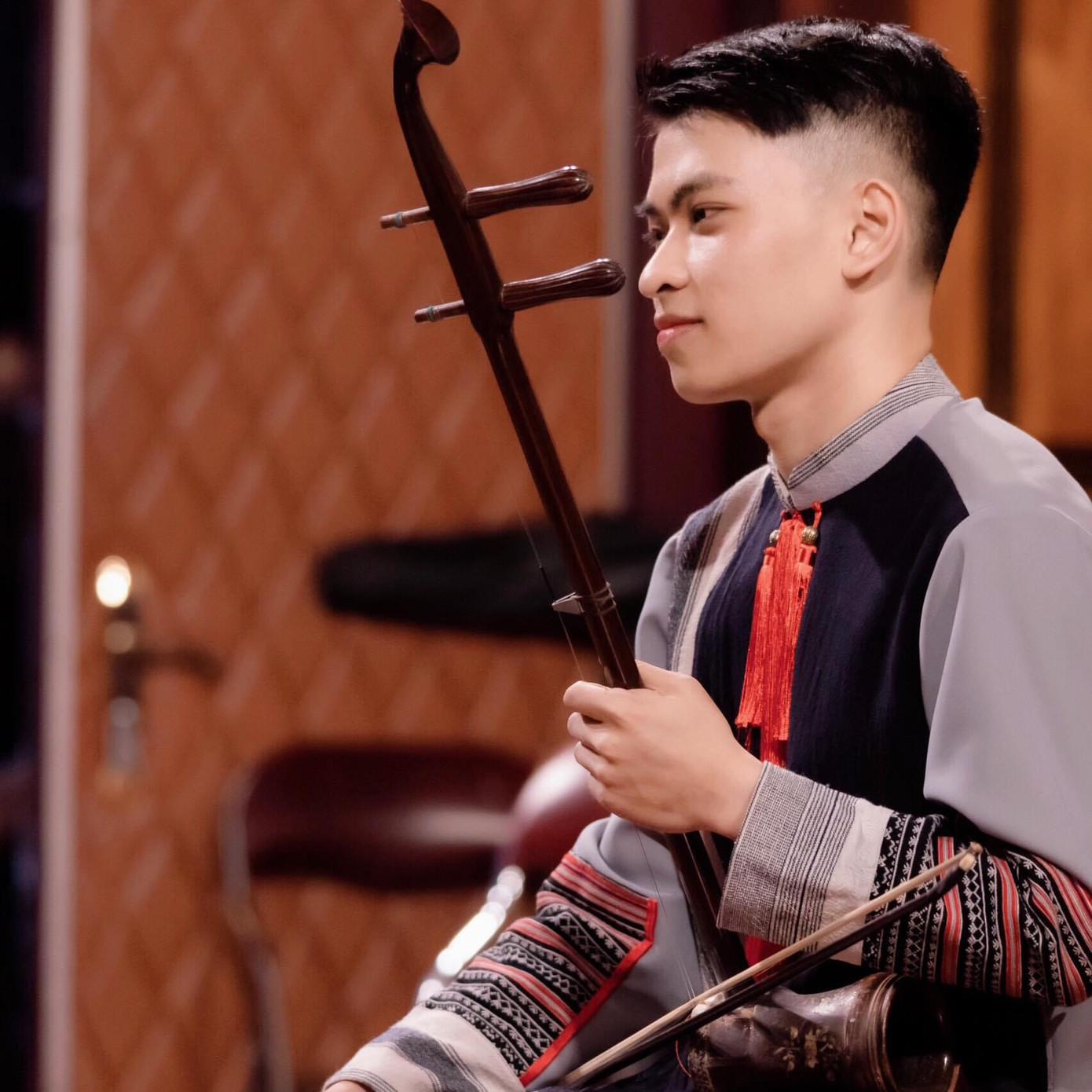 Lê Hồng Phong hiện theo học Thạc sĩ tại Trường Đại học Sư phạm Nghệ thuật Trung ương, ngành Phương pháp Lý luận và dạy học Âm nhạc.(Ảnh: NVCC) Lê Hồng Phong hiện theo học Thạc sĩ tại Trường Đại học Sư phạm Nghệ thuật Trung ương, ngành Phương pháp Lý luận và dạy học Âm nhạc.(Ảnh: NVCC)