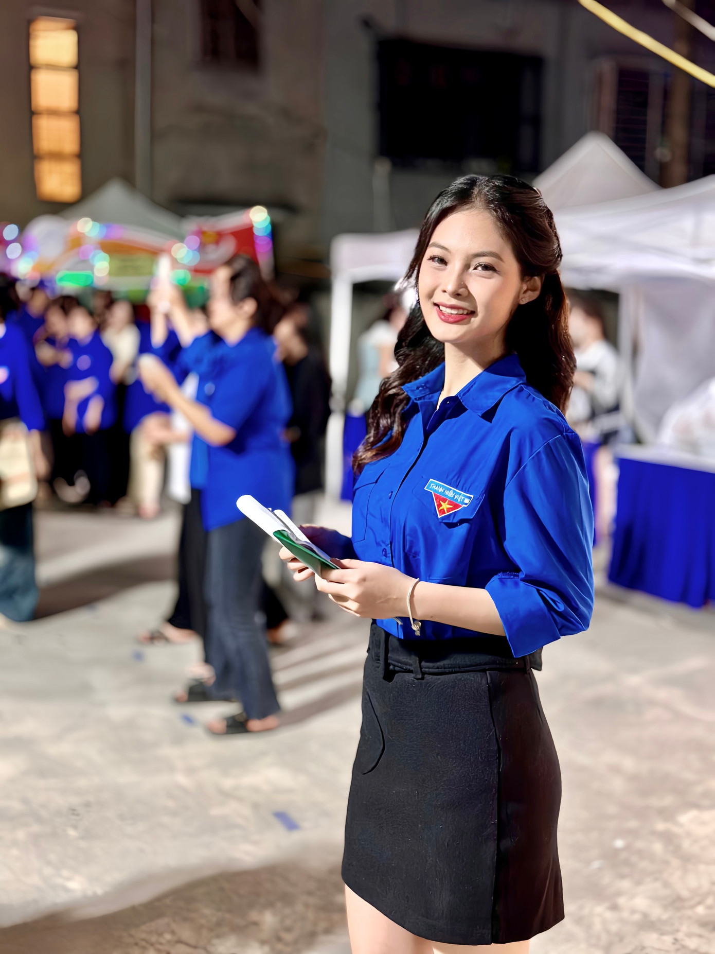 Phương Anh tham gia các hoạt động ngoại khoá của Đoàn trường như làm MC, lễ tân hay các hoạt động trình diễn áo dài.