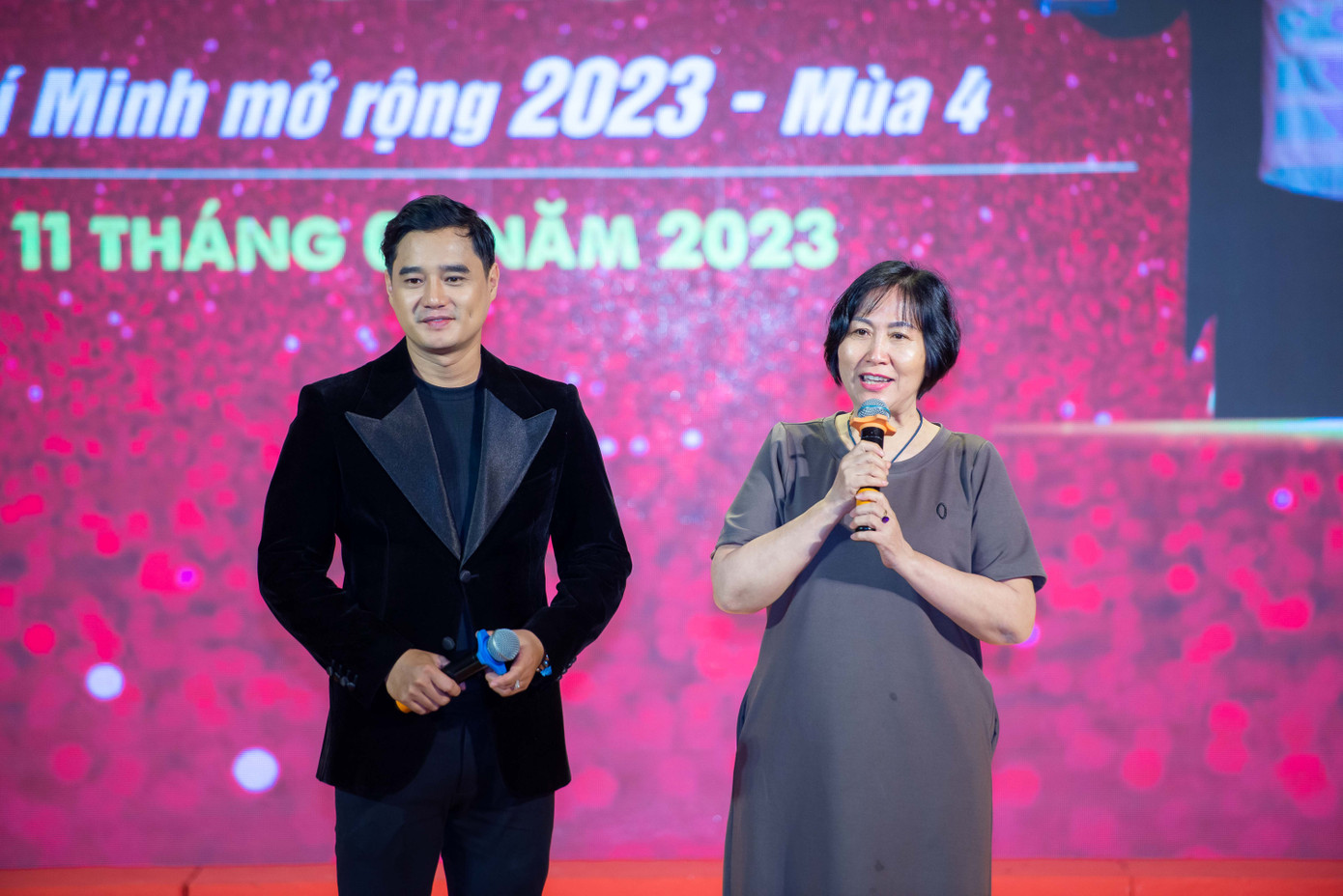 MC Bá Niên và Tiến sĩ Lương Thị Ánh Ngọc.