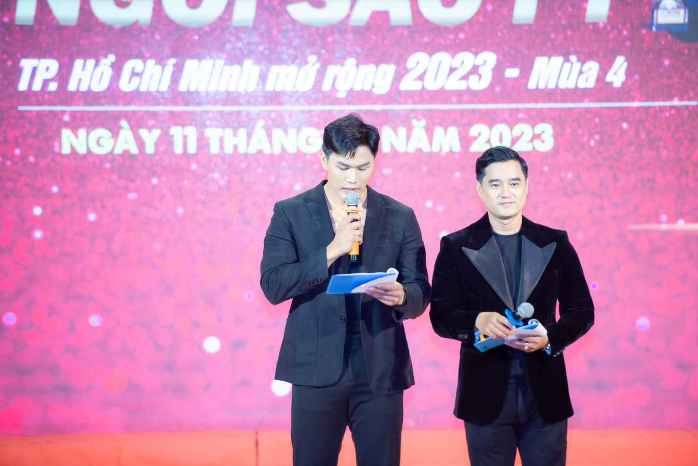 MC Bá Niên - Á vương Hữu Anh.