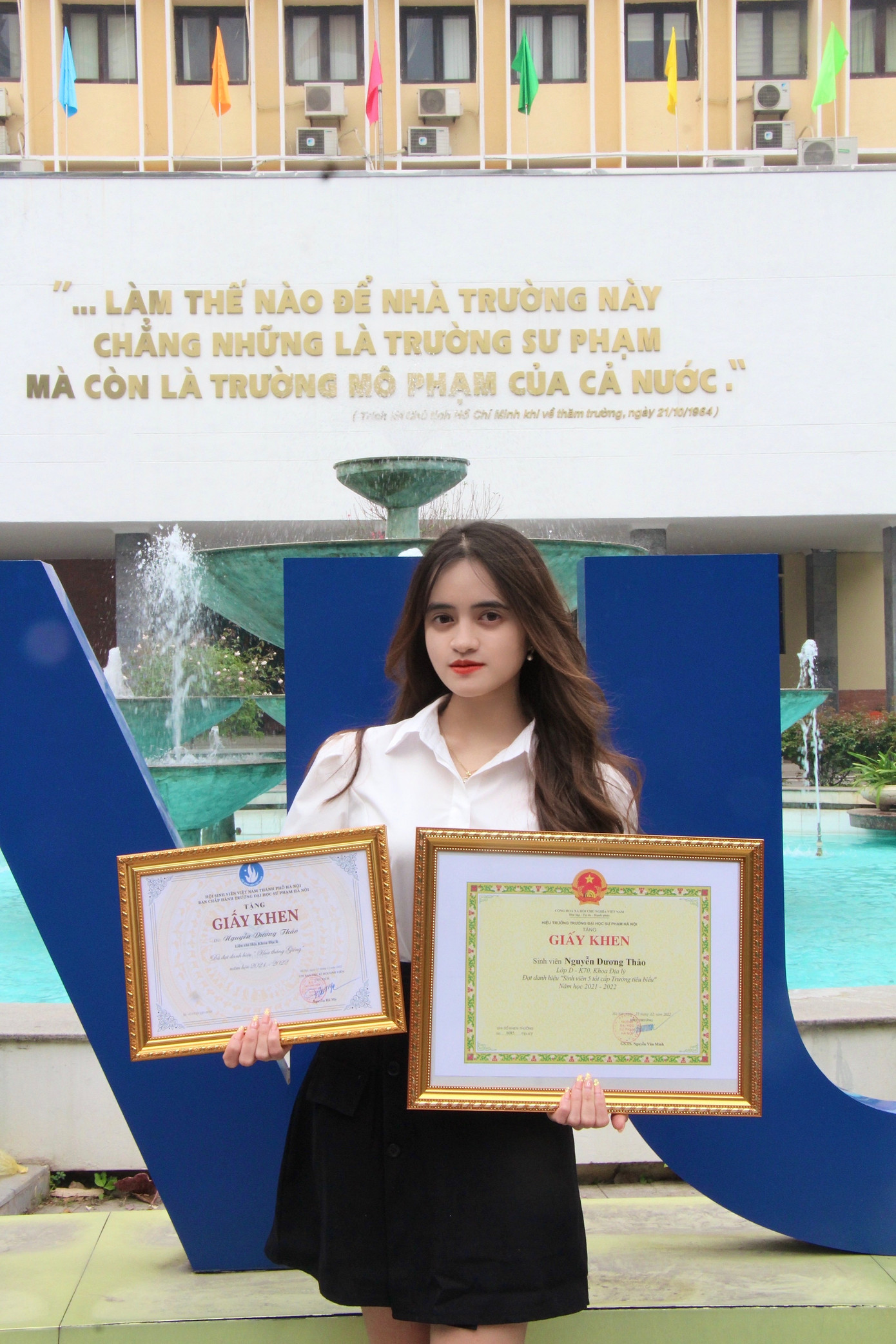 Nguyễn Dương Thảo Nhận giải thưởng Hoa Tháng Giêng và Sinh viên 5 Tốt cấp Trường tiêu biểu. Nguyễn Dương Thảo Nhận giải thưởng Hoa Tháng Giêng và Sinh viên 5 Tốt cấp Trường tiêu biểu.