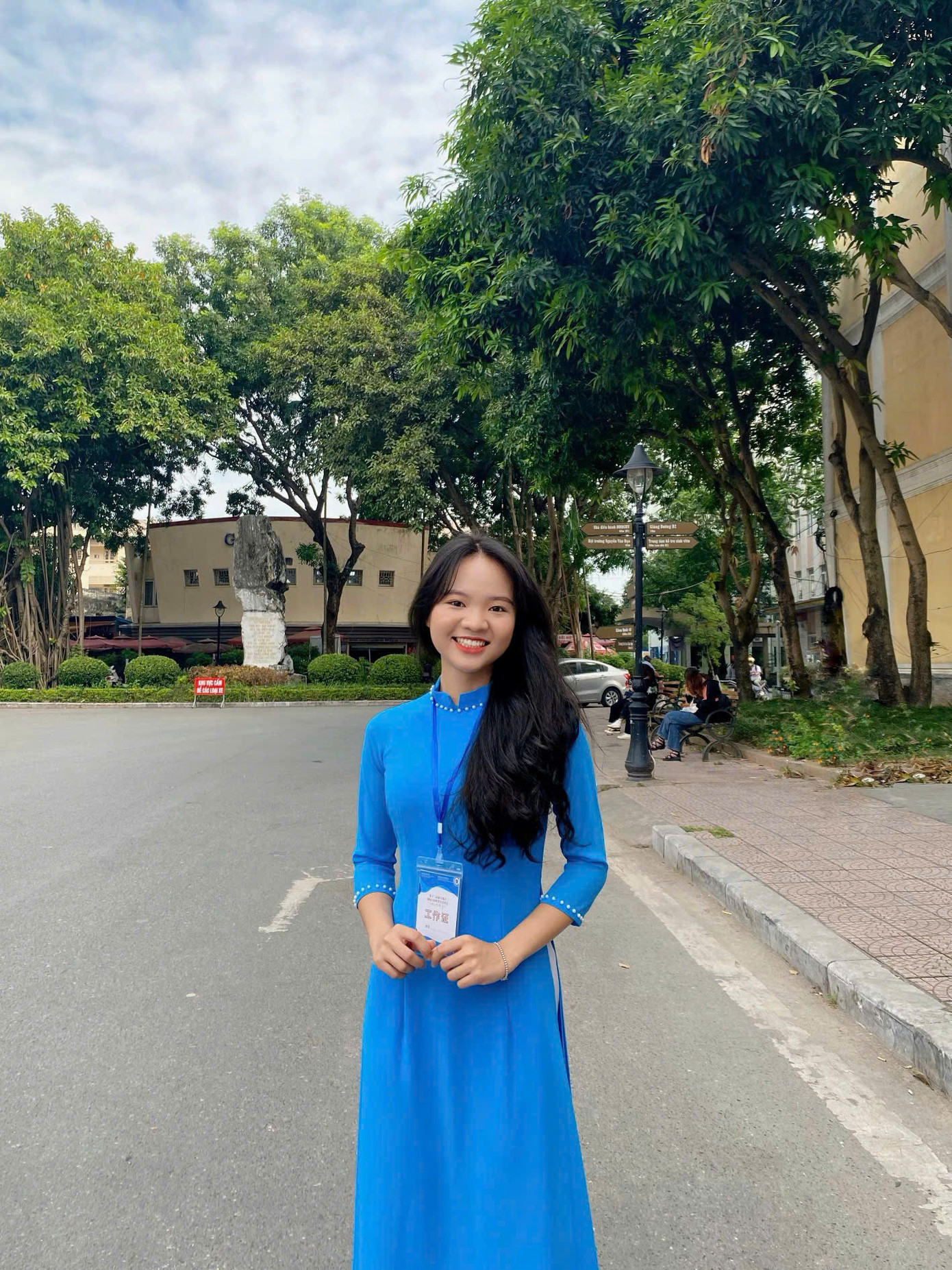 Thành viên ban Lễ tân tại Hội thảo Hiệp hội giảng dạy Hán ngữ Quốc tế khu vực Châu Á - Thái Bình Dương lần thứ 13. Thành viên ban Lễ tân tại Hội thảo Hiệp hội giảng dạy Hán ngữ Quốc tế khu vực Châu Á - Thái Bình Dương lần thứ 13.