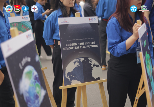 Triển lãm Cuộc thi hưởng ứng chiến dịch. Triển lãm Cuộc thi hưởng ứng chiến dịch.