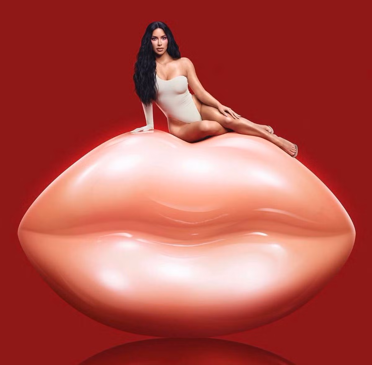 Dân mạng cười lăn với ảnh Kim Kardashian photoshop quá đà 6 ngón chân ảnh 7