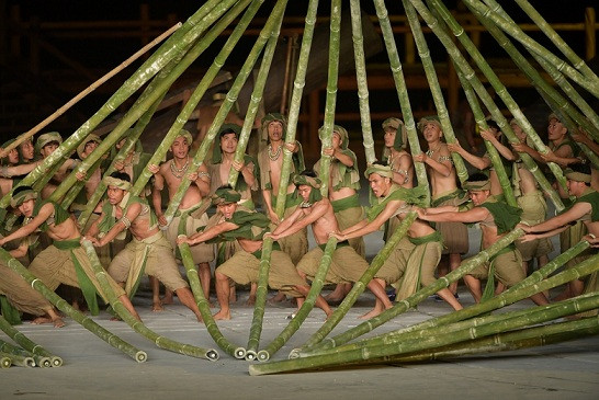 Lộng lẫy sắc màu thực cảnh Ký ức Hội An ảnh 4