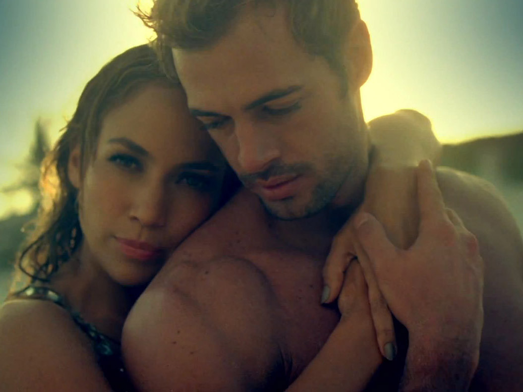 J.Lo có những cảnh quay mùi mẫn với William Levy trong video clip ca khúc I'm Into You