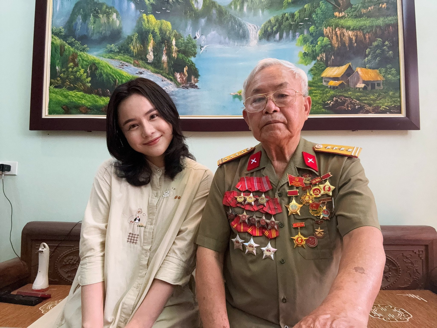 Thái Trinh chia sẻ về bố nhân dịp đại lễ 30/4. Ảnh: FBNV.