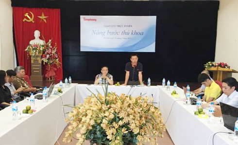 GIAO LƯU: Thủ khoa ‘đất học’ bật mí bí quyết vượt khó vươn lên ảnh 15