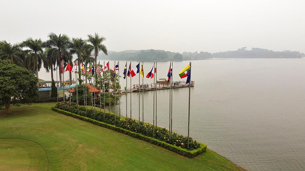 Trước ngày tranh tài, sân King’s Island Golf Resort đã sẵn sàng đón các golfer tham gia tranh tài.