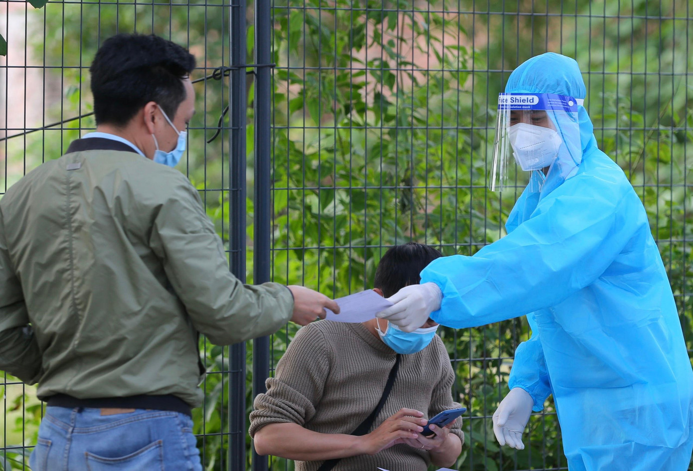 Trước trận đội tuyển Việt Nam vs Nhật Bản: Hà Nội rực sắc đỏ ảnh 42