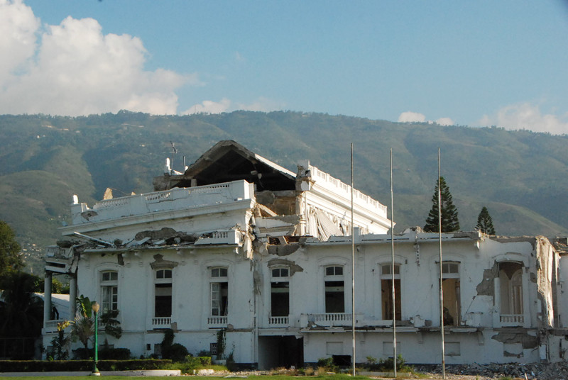 Nhiều khu vực tại Dinh Tổng thống vẫn chưa được khôi phục tái thiết 