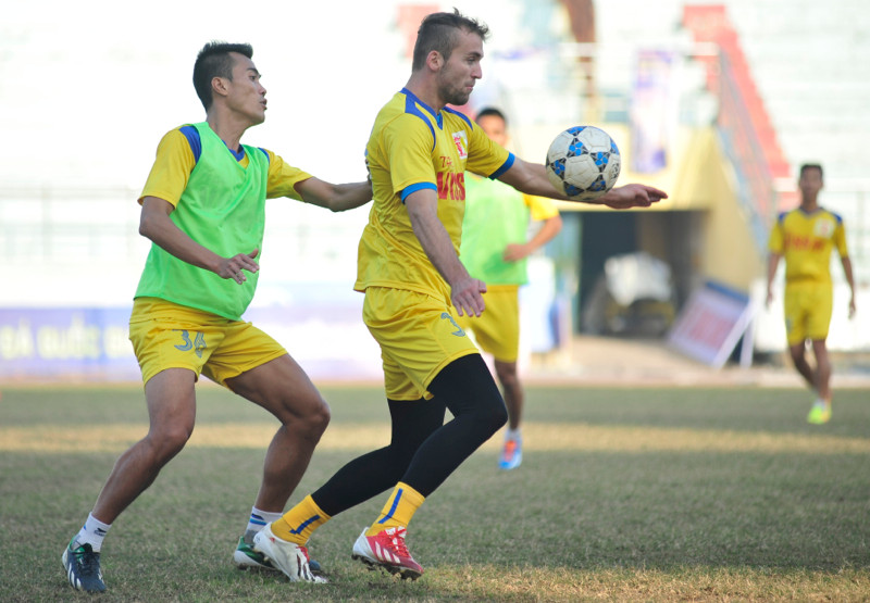 Chuyên gia săn tây Phước Tứ cũng mới đầu quân đội bóng cố đô