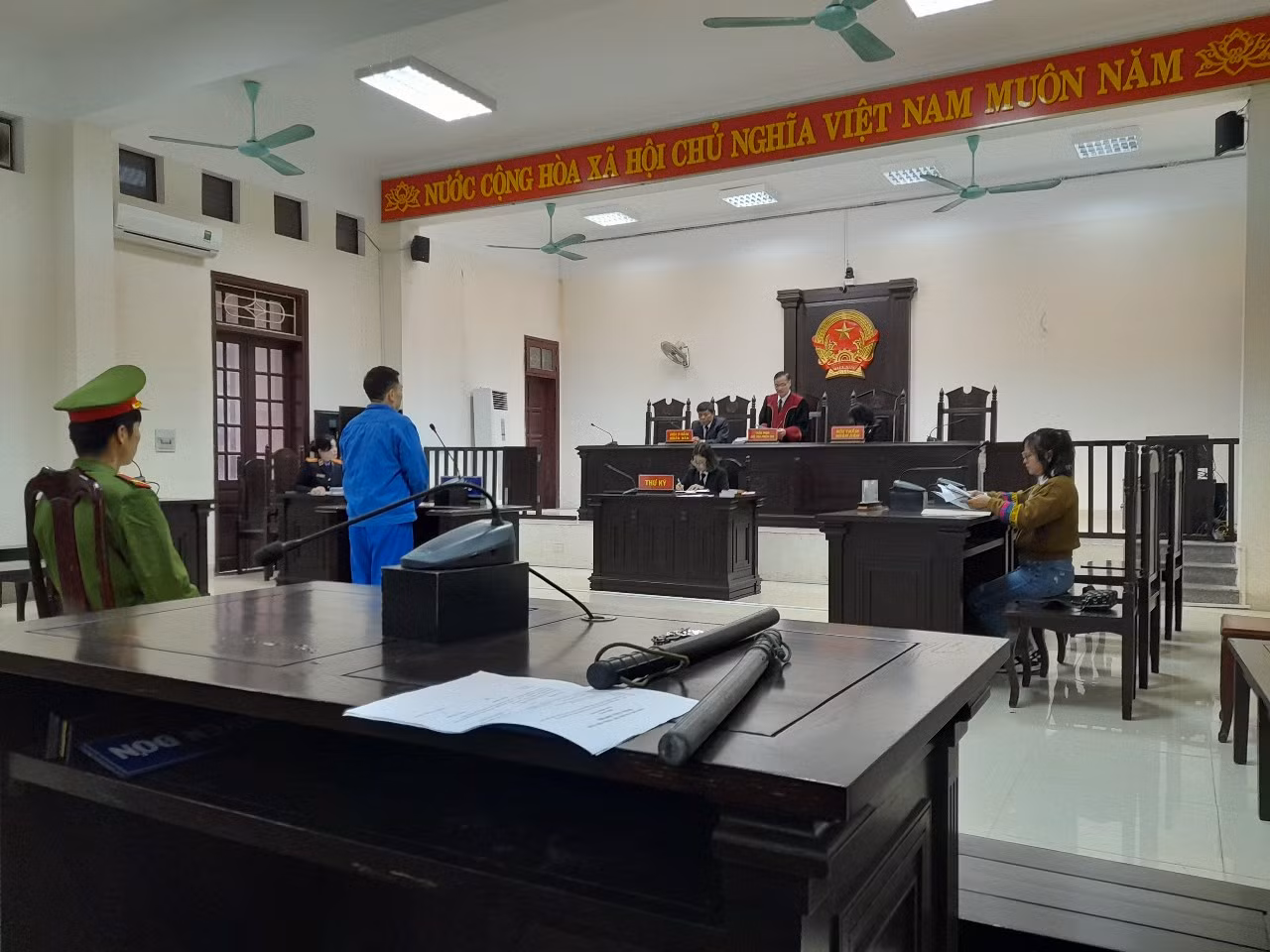 Bị cáo Zhu Guineng tại phiên tòa. Ảnh: TAQT Bị cáo Zhu Guineng tại phiên tòa. Ảnh: TAQT