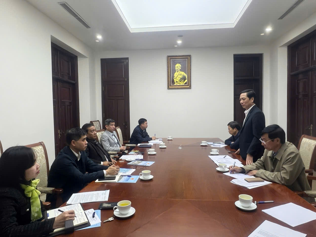 Phó Chủ tịch UBND tỉnh Quảng Trị Hoàng Nam đã báo cáo đề xuất phương án xây dựng dự án tại tỉnh Quảng Trị. Ảnh: Đình Thi. Phó Chủ tịch UBND tỉnh Quảng Trị Hoàng Nam đã báo cáo đề xuất phương án xây dựng dự án tại tỉnh Quảng Trị. Ảnh: Đình Thi.