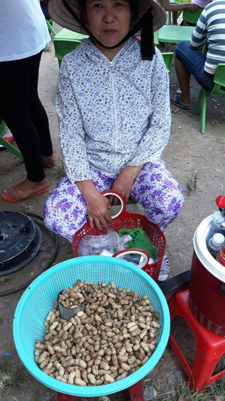 Huế tưng bừng ngày hội chợ quê ảnh 16