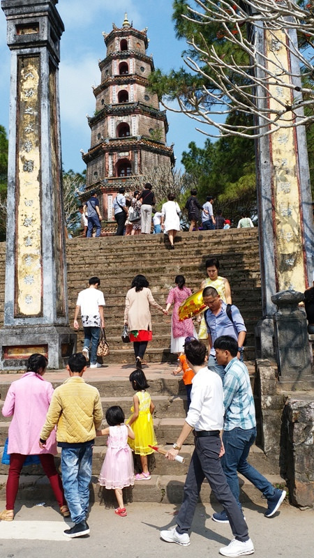 Trên những nẻo đường Xuân xứ Huế ảnh 12