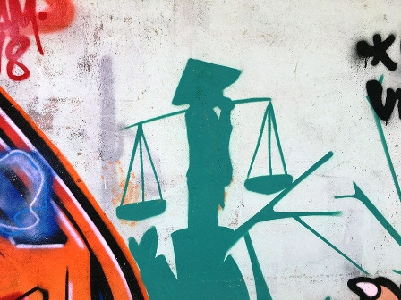 'Bích họa lộ' duy nhất xứ Huế hút giới trẻ, du khách ngày lễ ảnh 9