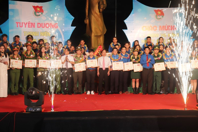 Ngày bận rộn của 336 Thanh niên tiên tiến làm theo lời Bác tại TPHCM ảnh 43