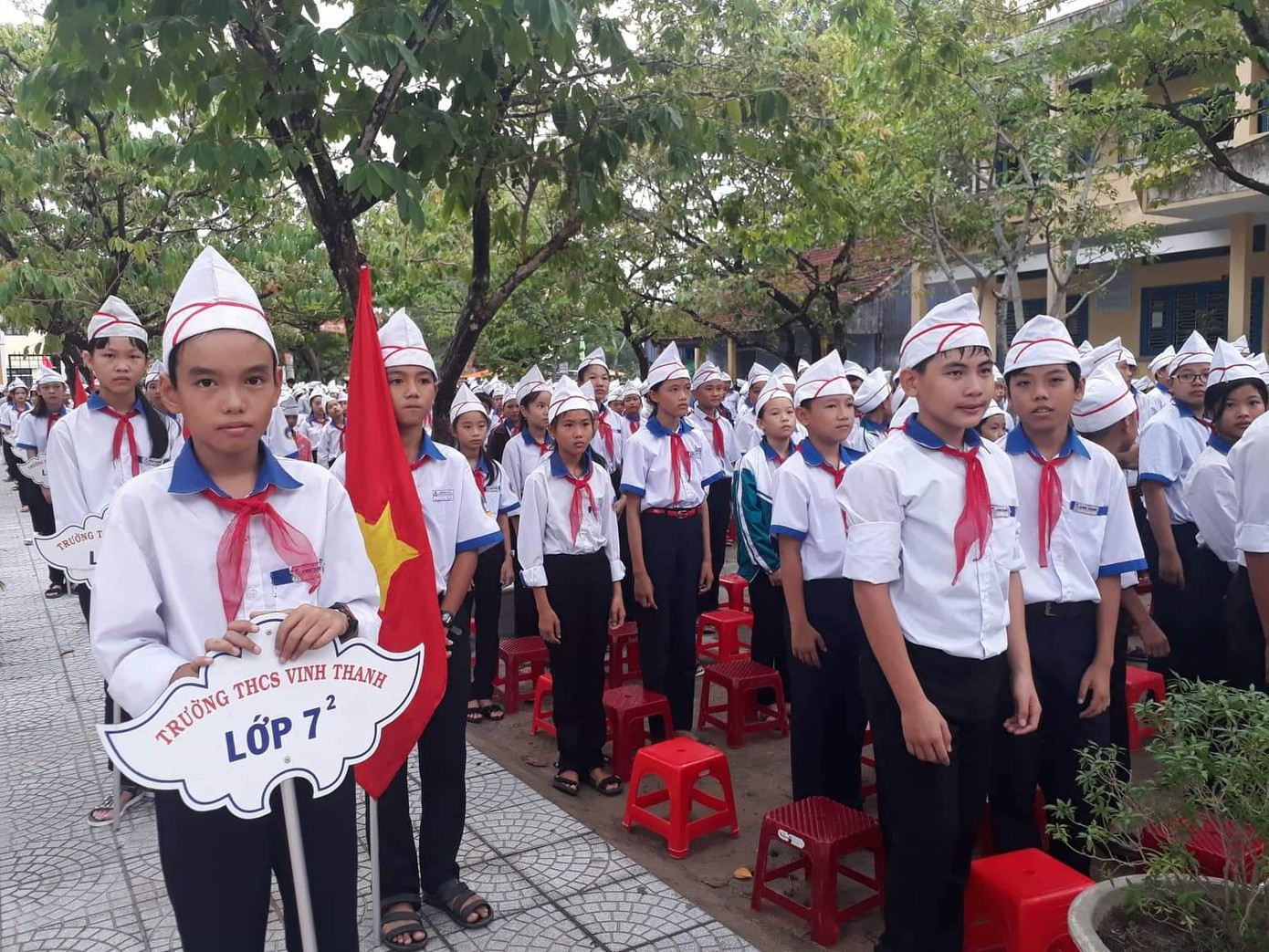 TT-Huế: Hơn 3.500 học sinh bỏ lỡ khai giảng do trường ngập lũ ảnh 4