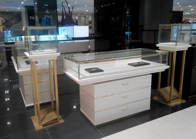 Sau 2 năm hoặt động, đã có lúc diện tích TTTM Parkson Keangnam được lấp đầy tới gần 90%, nhưng hiện nay diện tích trống trong TTTM này càng ngày càng nhiều do kinh doanh ế ẩm