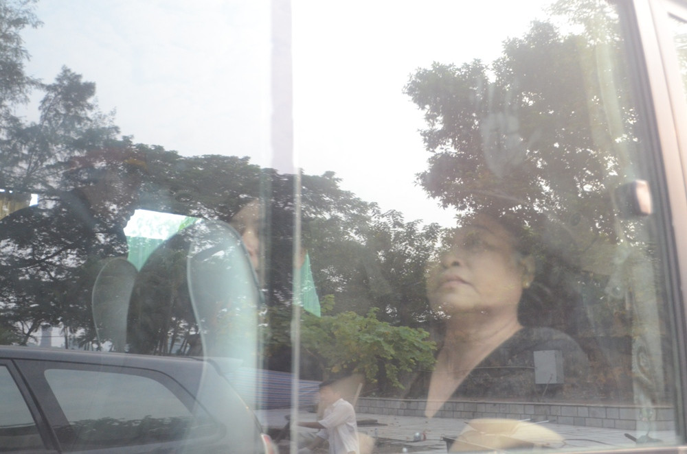 Nhiều người trong tâm trạng bùi ngùi