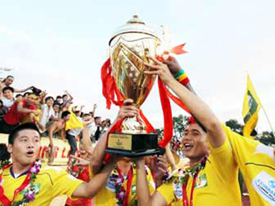 SLNA vừa vô địch V-League 2011