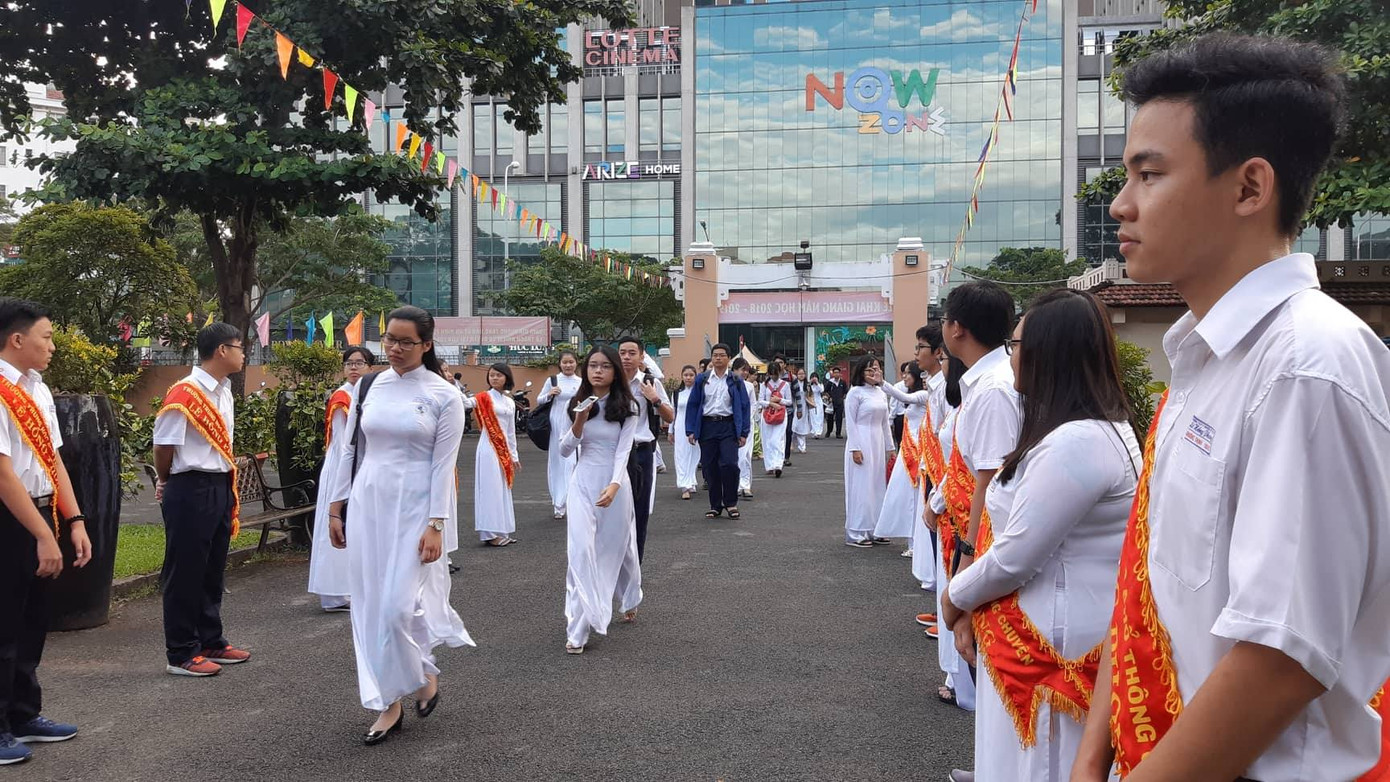 Gần 24 triệu học sinh, sinh viên hân hoan khai giảng năm học mới ảnh 60