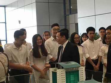 Gần 24 triệu học sinh, sinh viên hân hoan khai giảng năm học mới ảnh 32