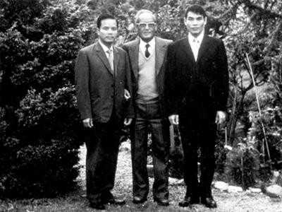 Từ trái sang: Các ông Trương Khánh Châu, Nguyễn Văn Phúc và Nguyễn Duy Tộ tại Toulouse