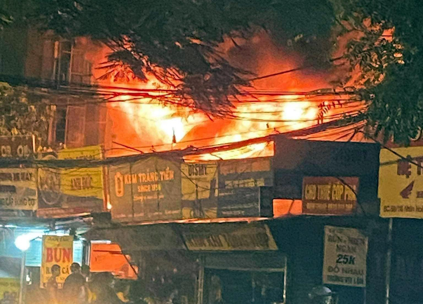 Hiện trường vụ cháy.