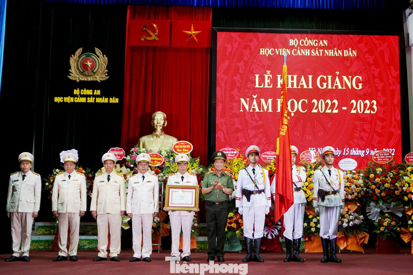 Học viện Cảnh sát nhân dân (CSND) tổ chức Lễ khai giảng năm học 2022 – 2023 và đón nhận Huân chương Quân công hạng Ba.