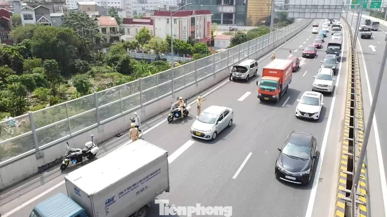 Các tổ công tác bố trí 3 ca tuần tra/ngày.