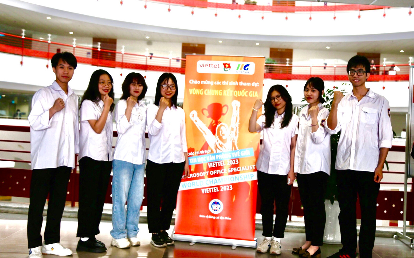 Các thí sinh lọt vào vòng chung kết quốc gia