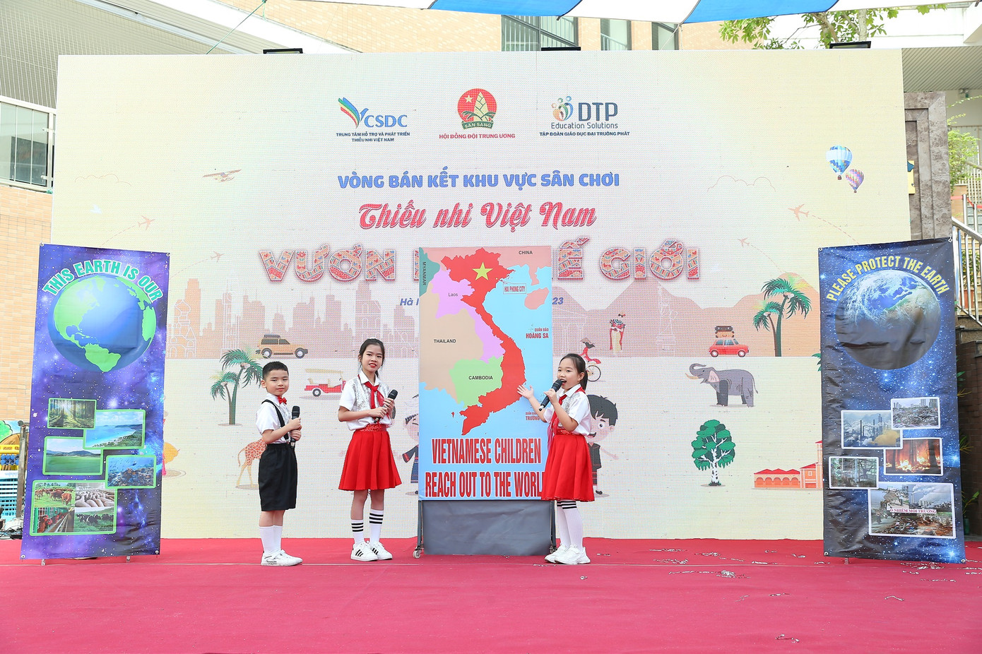 Các tiết mục đặc sắc tại bán kết sân chơi “Thiếu nhi Việt Nam - Vươn ra thế giới” khu vực Đồng bằng sông Hồng Các tiết mục đặc sắc tại bán kết sân chơi “Thiếu nhi Việt Nam - Vươn ra thế giới” khu vực Đồng bằng sông Hồng