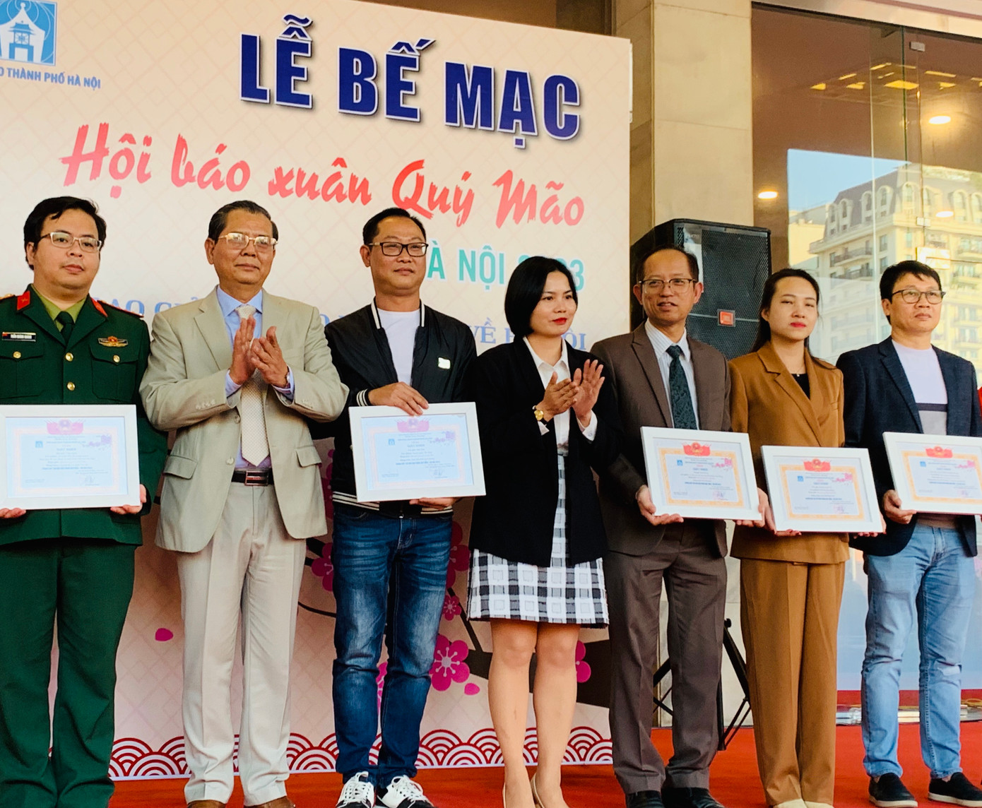 Các đơn vị báo chí nhận bằng khen tại Hội báo Xuân Quý Mão - Hà Nội 2023. Các đơn vị báo chí nhận bằng khen tại Hội báo Xuân Quý Mão - Hà Nội 2023.