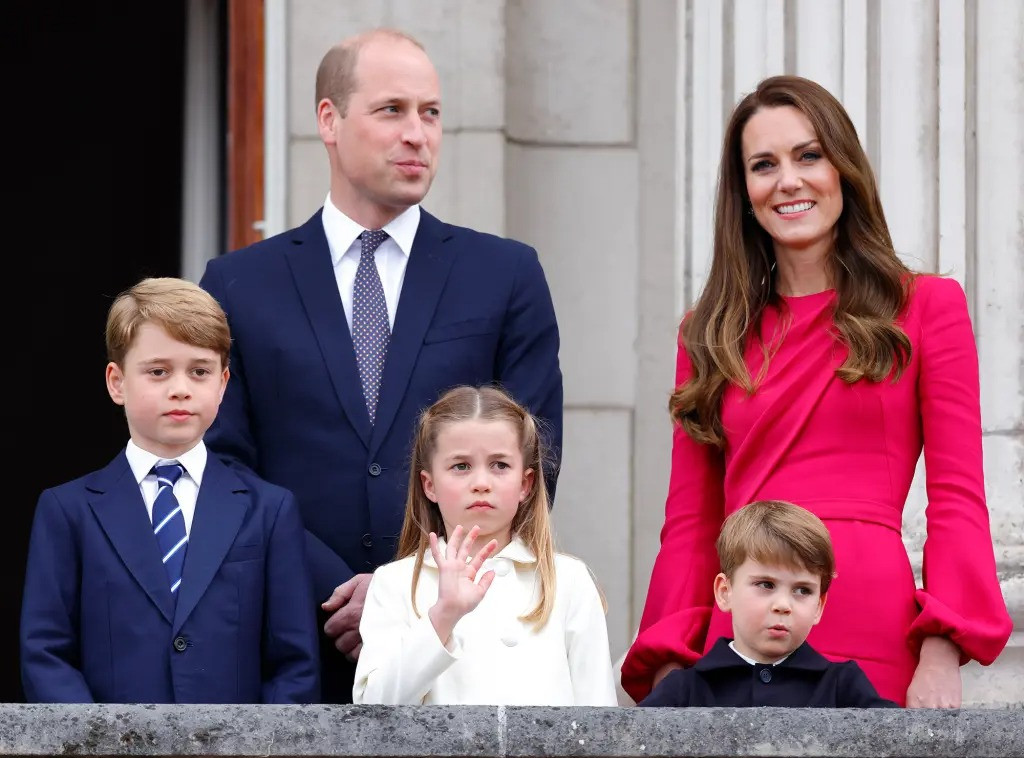 Hoàng tử Harry lo lắng cho số phận các con của William và Kate nếu còn tiếp tục sống trong môi trường hoàng gia. Ảnh: Getty Images.