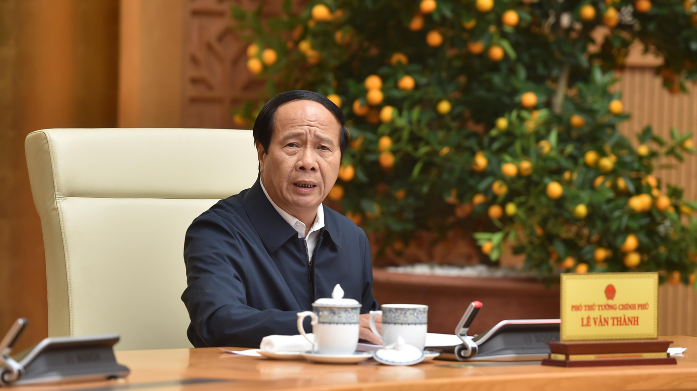 Phó Thủ tướng Lê Văn Thành chủ trì cuộc họp về tình hình sản xuất, cung ứng xăng dầu cho thị trường trong nước Phó Thủ tướng Lê Văn Thành chủ trì cuộc họp về tình hình sản xuất, cung ứng xăng dầu cho thị trường trong nước