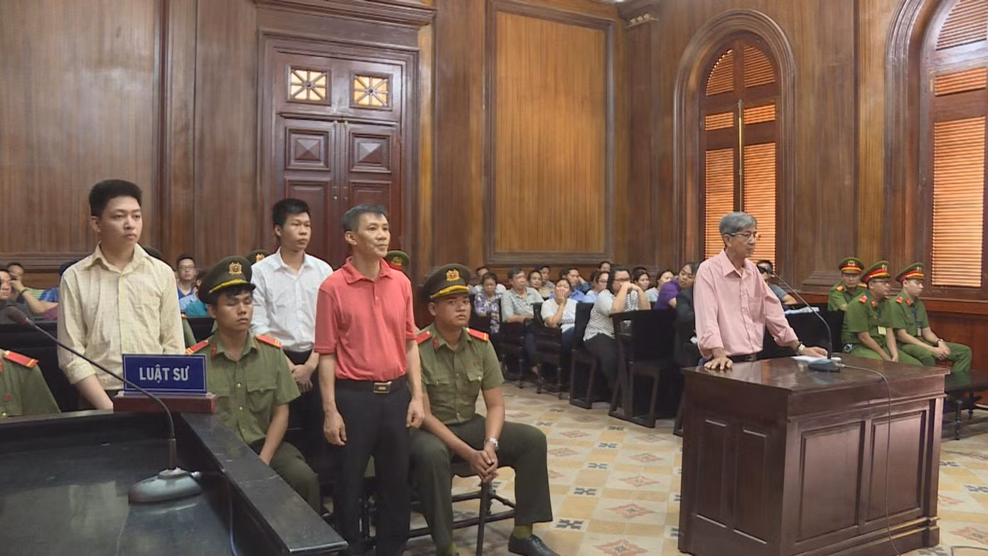 Hơn 30 năm tù cho nhóm người âm mưu lật đổ chính quyền ảnh 3