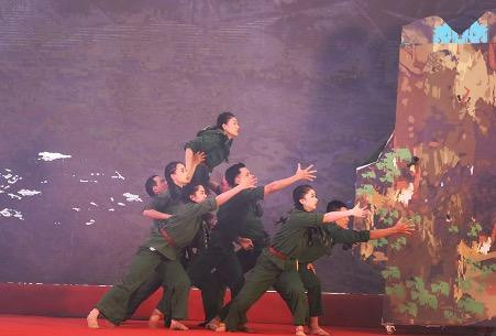 Chương trình nghệ thuật: Khúc tráng ca trên con đường bất tử