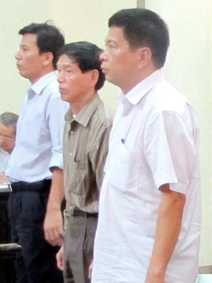 Các bị cáo tại toà