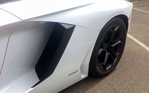 'Siêu bò' Lamborghini Aventador về tay đại gia Đà Nẵng ảnh 9