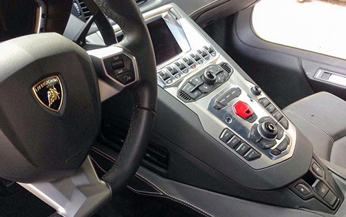 'Siêu bò' Lamborghini Aventador về tay đại gia Đà Nẵng ảnh 14