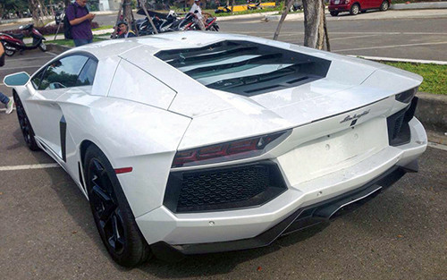 'Siêu bò' Lamborghini Aventador về tay đại gia Đà Nẵng ảnh 7
