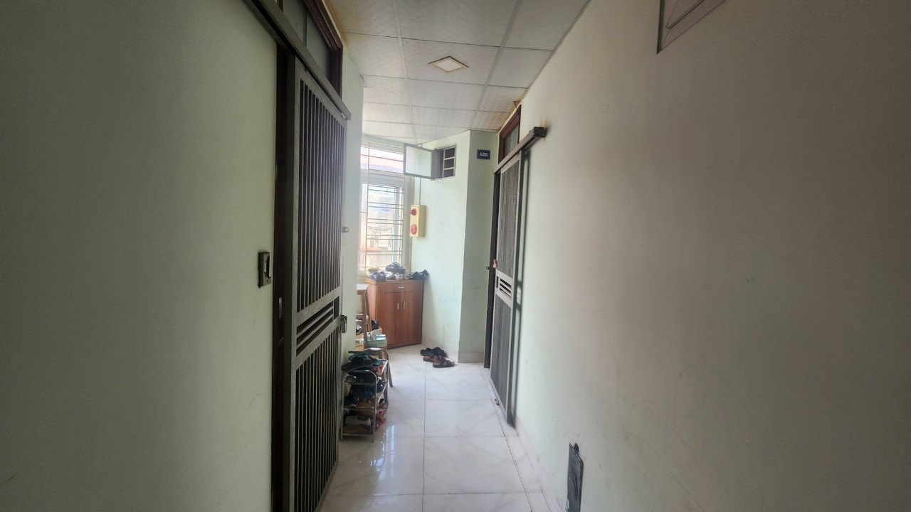 Hành lang tầng 44 tòa chung cư mini số 300 đường Mỹ Đình