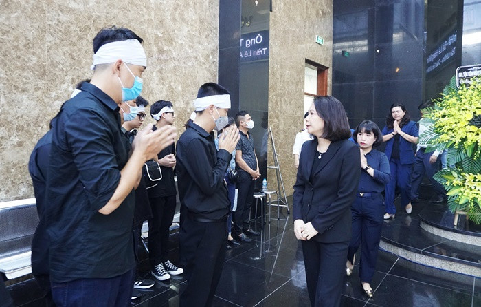 Phó Chủ tịch UBND TP. Vũ Thu Hà chia buồn, động viên gia đình nạn nhân Phó Chủ tịch UBND TP. Vũ Thu Hà chia buồn, động viên gia đình nạn nhân