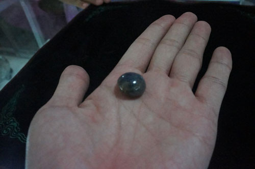 Nhìn gần một viên saphia