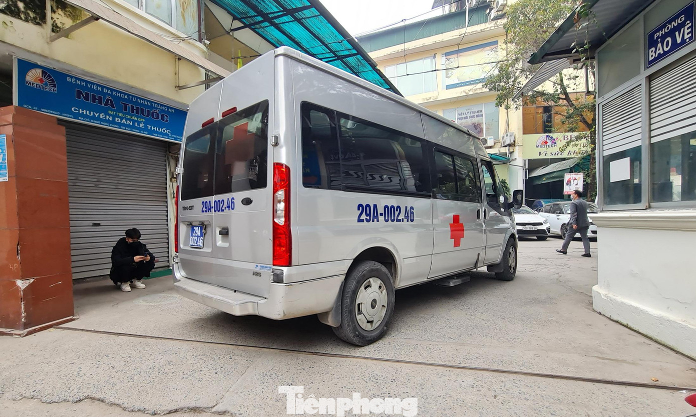 Ngày 13/2/2018, UBND TP có văn bản 1297 trong đó, đồng ý với đề xuất của Sở tại văn bản nêu trên. Sở có trách nhiệm đôn đốc các đơn vị khẩn trương có phương án, tiến độ di chuyển, tiếp nhận, bàn giao khu đất, báo cáo UBND TP.