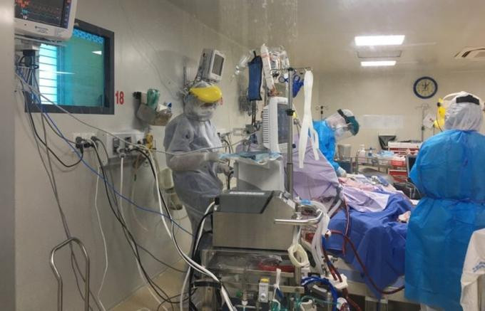 TPHCM đang nỗ lực kiềm chế ca nhiễm và các ca tử vong do COVID-19