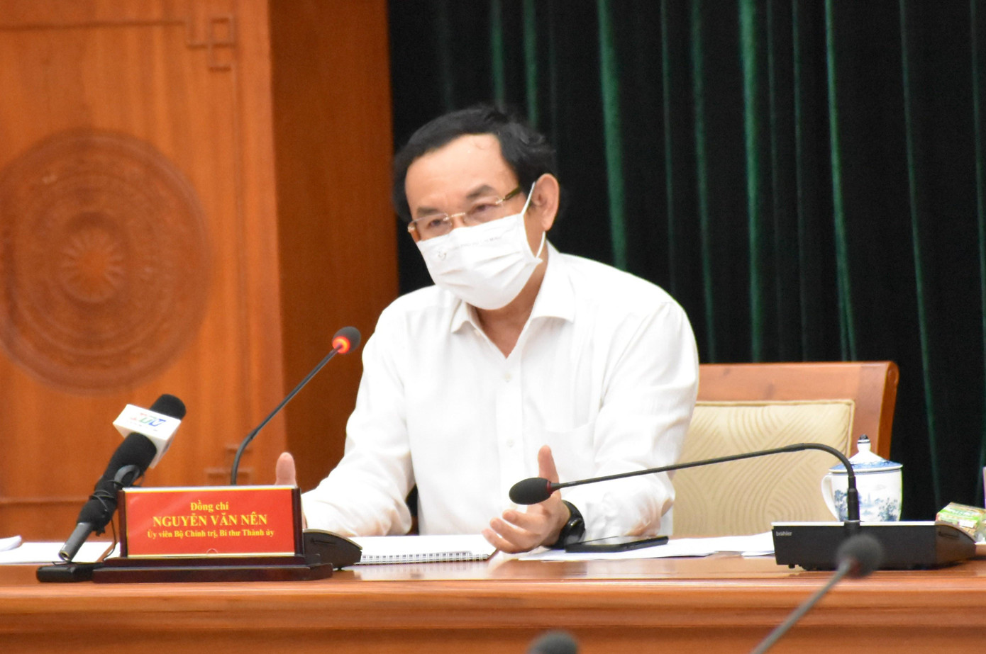 Bí thư Thành ủy TPHCM Nguyễn Văn Nên kết luận hội nghị trực tuyến Ban Thường vụ Thành ủy mở rộng lần thứ 41 tối 10/8