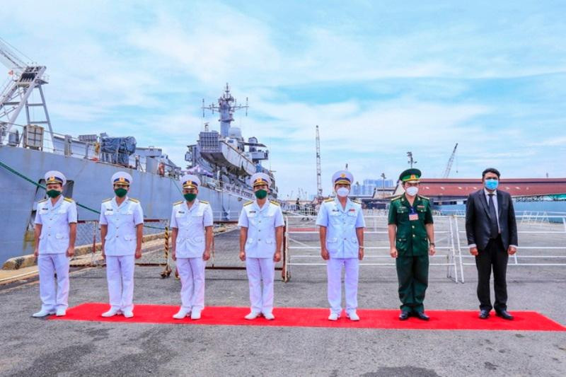 Lễ đón tàu INS AIRAVAT tại Cảng Khánh Hội (quận 4, TPHCM)